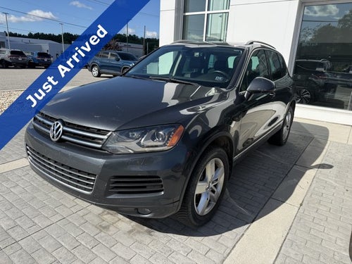 2012 Volkswagen Touareg Lux