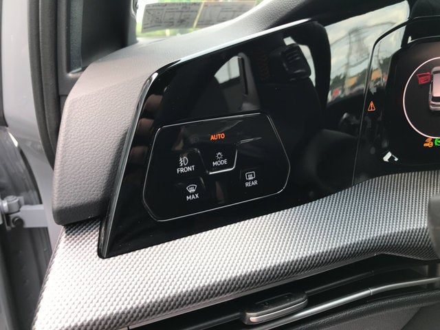 2025 Volkswagen Golf GTI SE