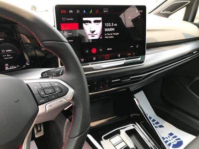2025 Volkswagen Golf GTI SE