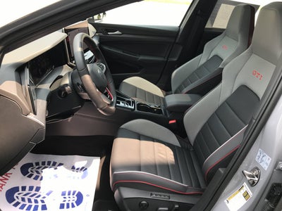 2025 Volkswagen Golf GTI SE