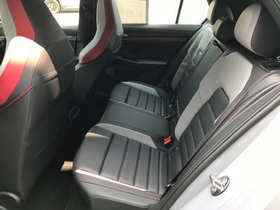 2025 Volkswagen Golf GTI SE