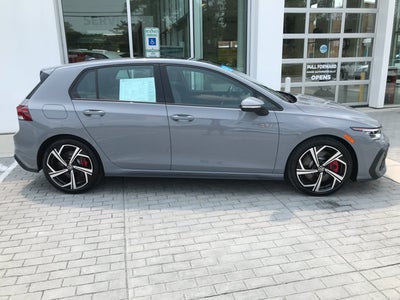 2025 Volkswagen Golf GTI SE