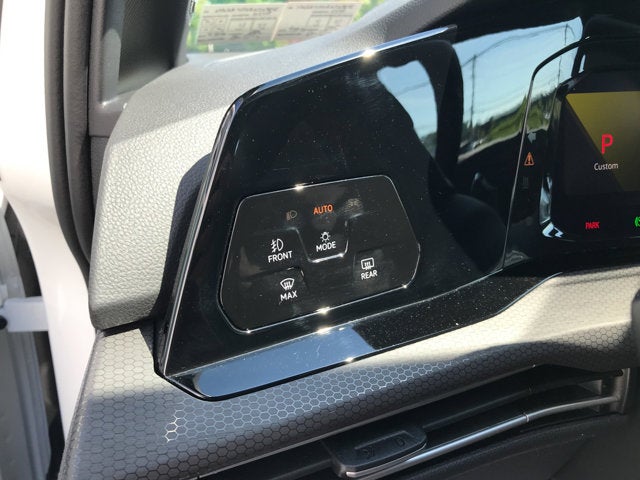2024 Volkswagen Golf GTI SE