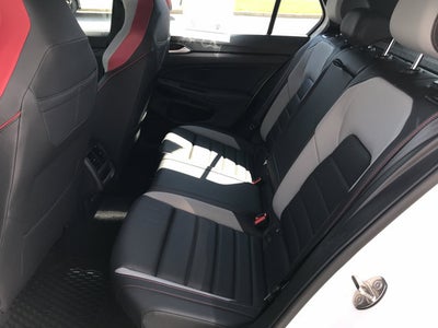 2024 Volkswagen Golf GTI SE