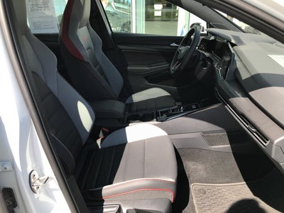 2024 Volkswagen Golf GTI SE