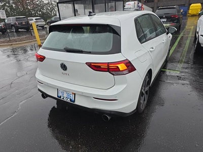 2024 Volkswagen Golf GTI SE