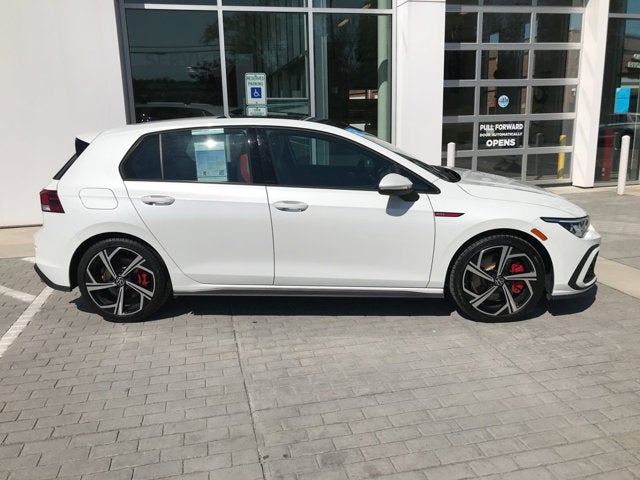2024 Volkswagen Golf GTI SE