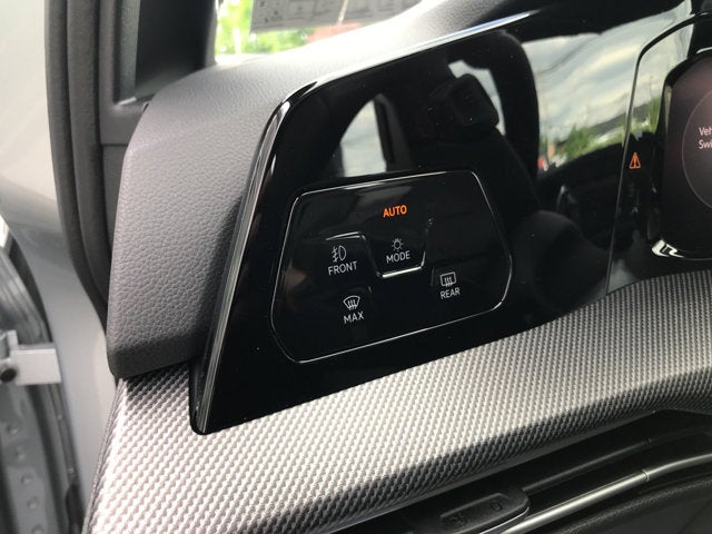 2025 Volkswagen Golf GTI Autobahn