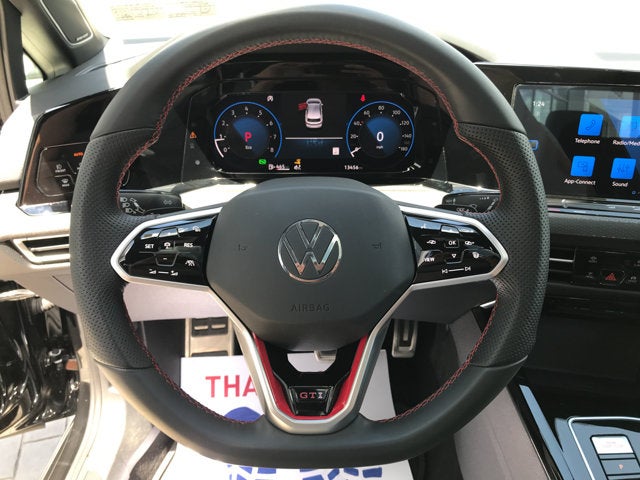 2024 Volkswagen Golf GTI Autobahn