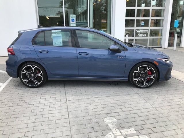 2025 Volkswagen Golf GTI Autobahn