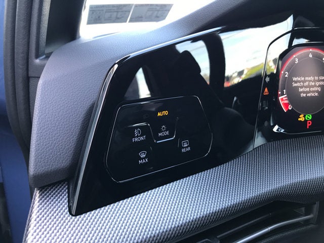 2025 Volkswagen Golf GTI Autobahn