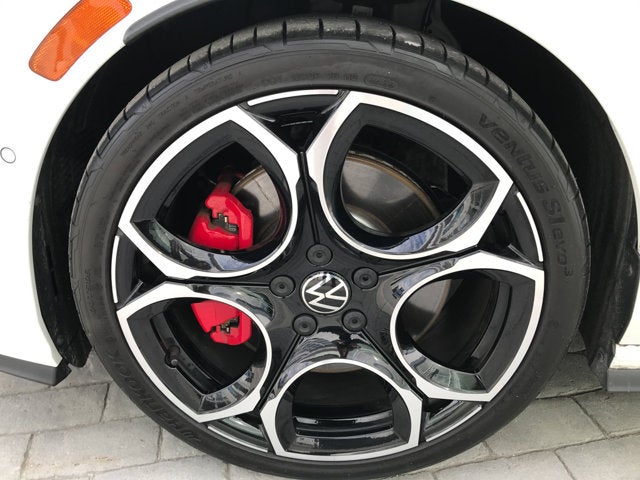 2025 Volkswagen Golf GTI Autobahn