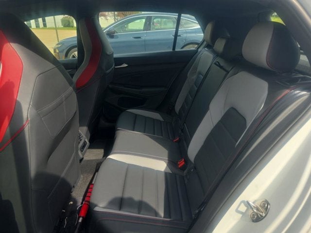 2025 Volkswagen Golf GTI Autobahn