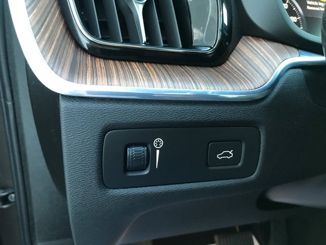 2021 Volvo XC60 Inscription