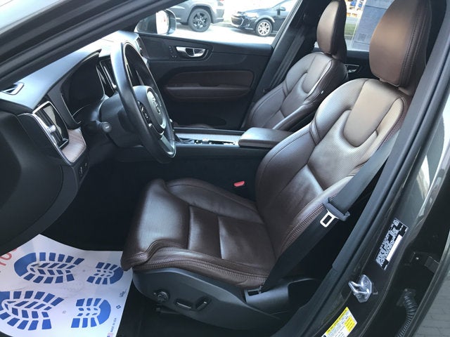 2021 Volvo XC60 Inscription