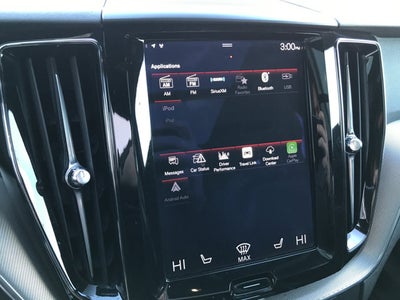 2018 Volvo XC60 R-Design