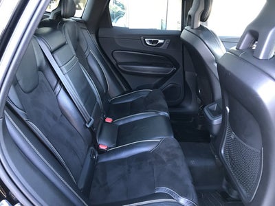 2018 Volvo XC60 R-Design