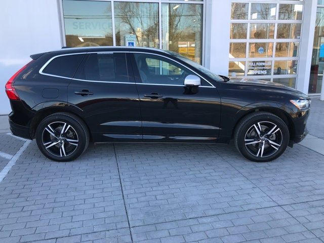 2018 Volvo XC60 R-Design