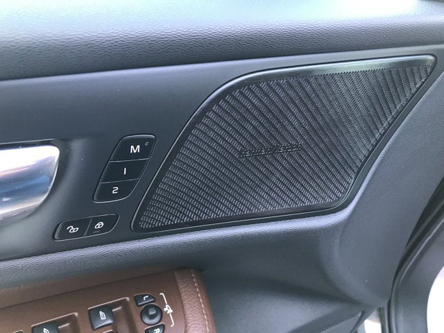 2021 Volvo V60 Cross Country Base