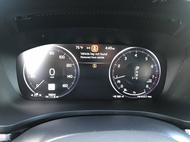 2021 Volvo V60 Cross Country Base