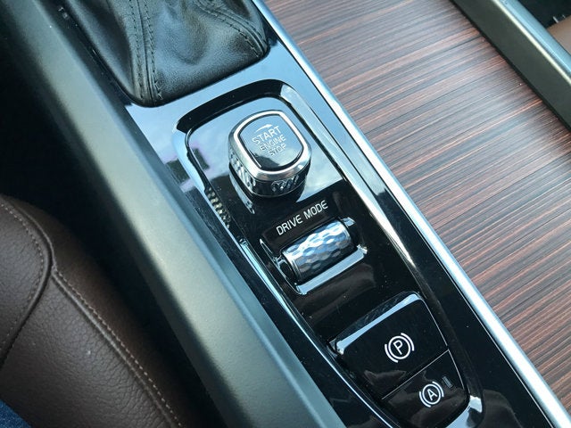 2021 Volvo V60 Cross Country Base