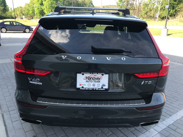 2021 Volvo V60 Cross Country Base