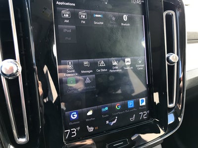 2019 Volvo XC40 Momentum