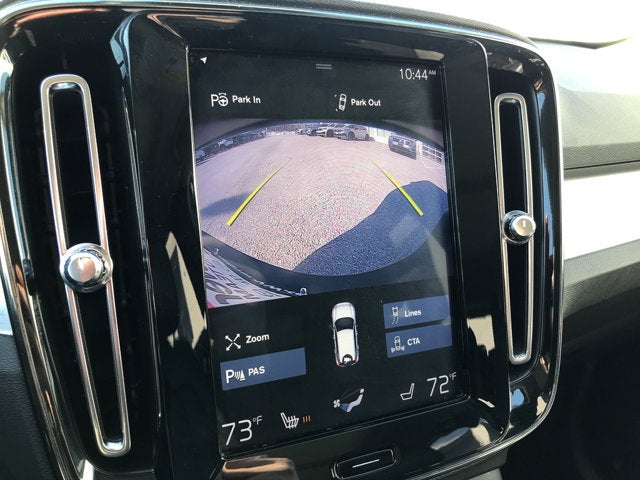 2019 Volvo XC40 Momentum