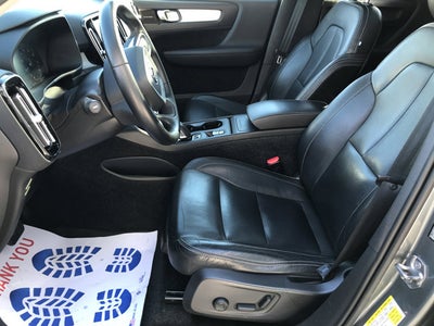 2019 Volvo XC40 Momentum