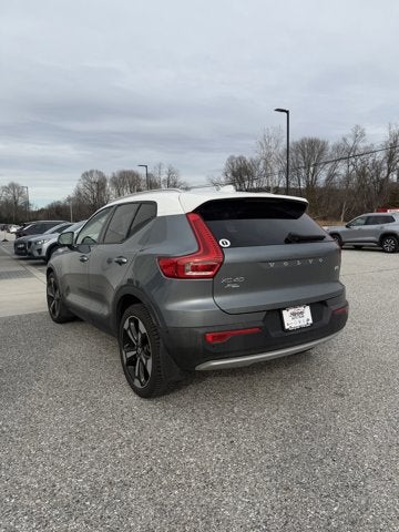 2019 Volvo XC40 Momentum