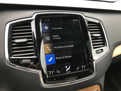 2021 Volvo XC90 Momentum