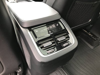 2021 Volvo XC90 Momentum