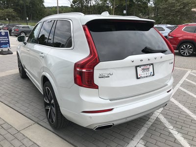 2021 Volvo XC90 Momentum