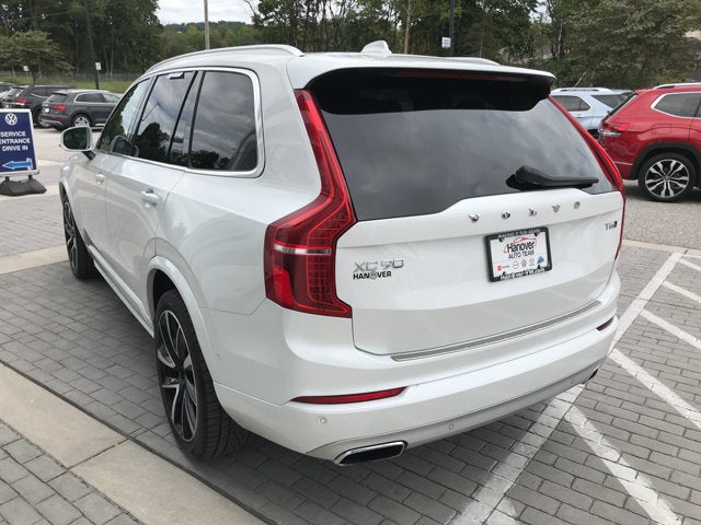 2021 Volvo XC90 Momentum